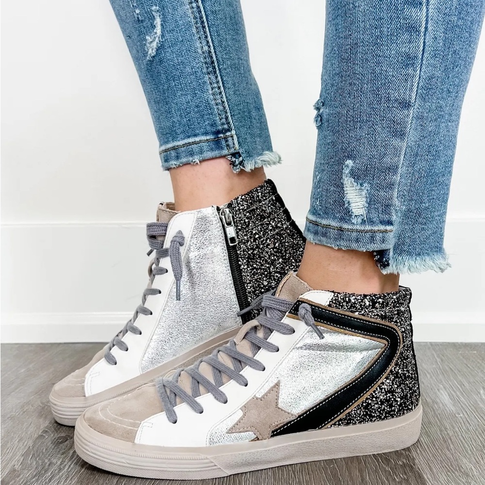 Shu Shop Side Zipper Contrast High Top Laced Sneaker